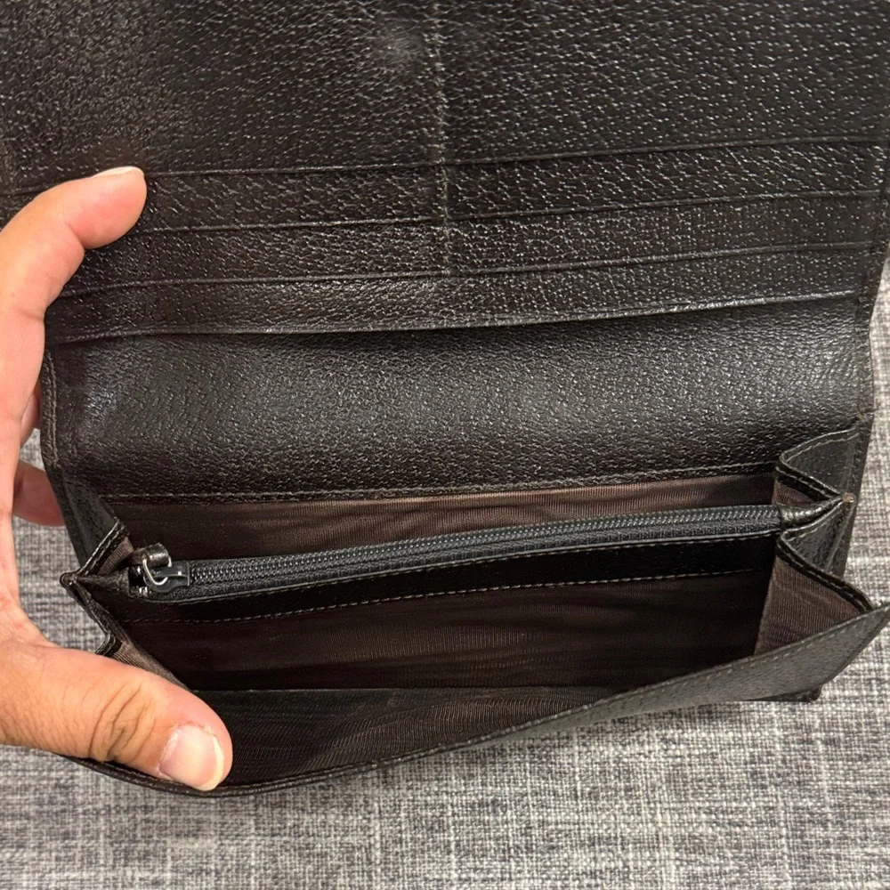 Black Gucci Leather Wallet
